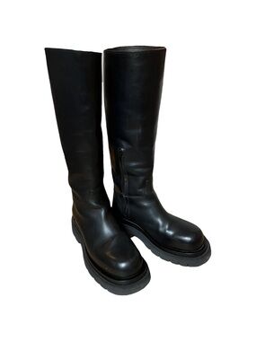 Bottega Veneta Black Vintage Lug Boots